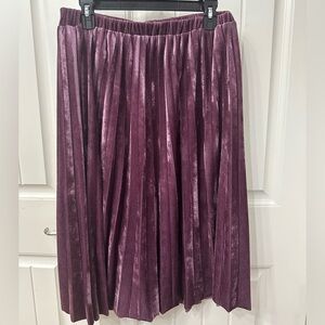 Yumi Velvet Purple Skirt Pleated Midi length sz 8 Dressy Formal Whimsy Party